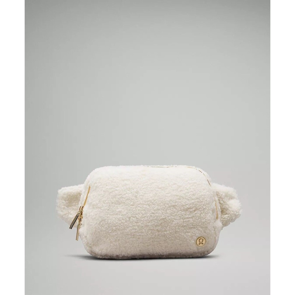 Lululemon Everywhere Fleece Belt Bag - Natural Ivory/Trench 2L New w/tag